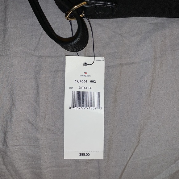 Tommy Hilfiger / Black Satchel Bag - Picture 7 of 11